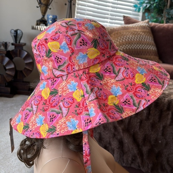 Brand New Steve Madden Large Beach Hat Coral Tropical Fruit Floppy Straps Sun main image 6